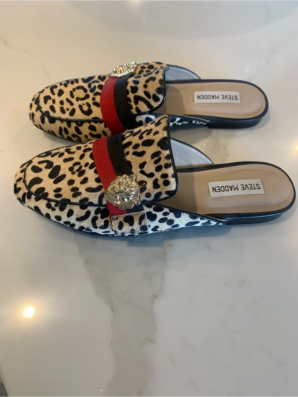 Steve Madden Karisma Leopard Print mules with Red & Black Ribbon. Size 8 1/2 M - Picture 3 of 4